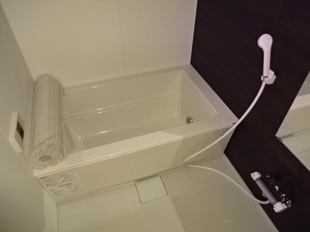 バス・シャワールーム　追焚き付バス