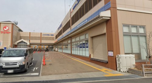 ドラックストア　ドラッグユタカ長岡京店（ドラッグストア）まで879m