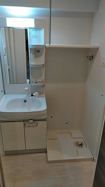 洗面設備　※別部屋参考資料の為、現状を優先します。