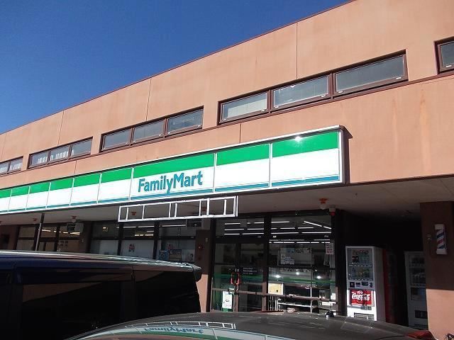 コンビニ　ファミリーマート東京医科大学（コンビニ）まで400m