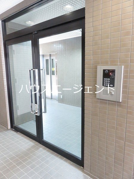 セキュリティ　オートロック付です。