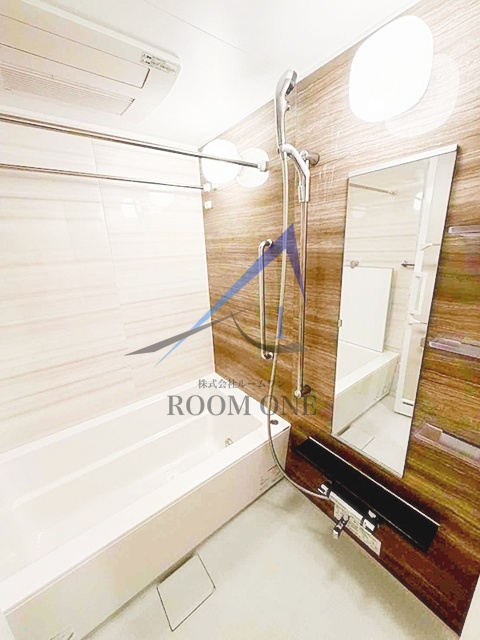 バス・シャワールーム　お風呂です。