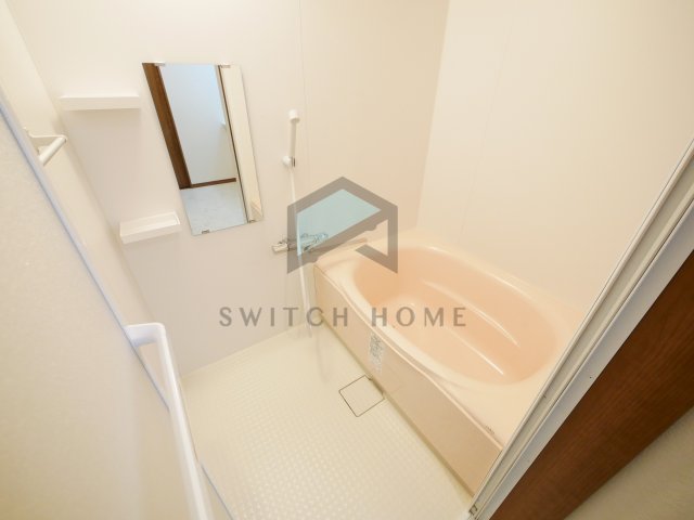 バス・シャワールーム　ゆったり過ごせるお風呂です