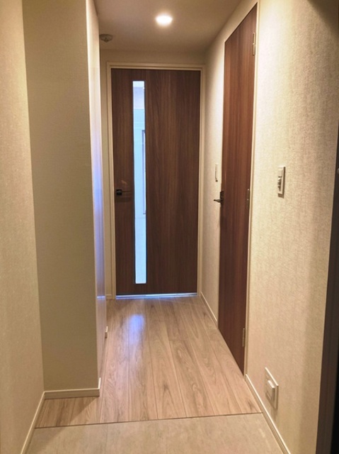 玄関　※写真は同タイプ住戸です。