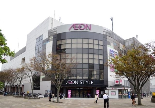 ショッピングセンター　イオンスタイル検見川浜（ショッピングセンター）まで942m