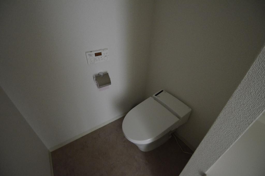 トイレ　シャワー付トイレ