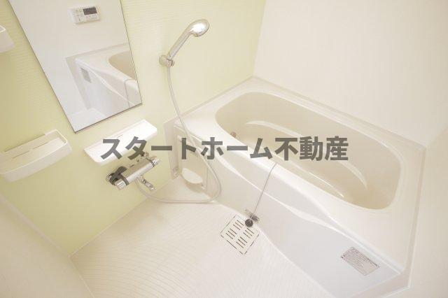 バス・シャワールーム　お風呂で日々の疲れを落としましょう