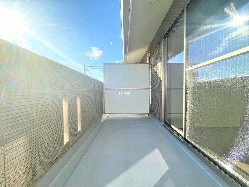 バルコニー　ベランダは南向きで日当たりも良好。