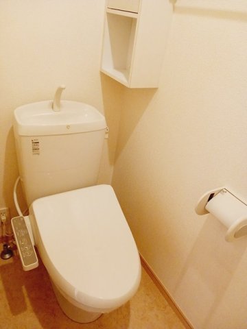 トイレ　ゆったりとした空間のトイレです
