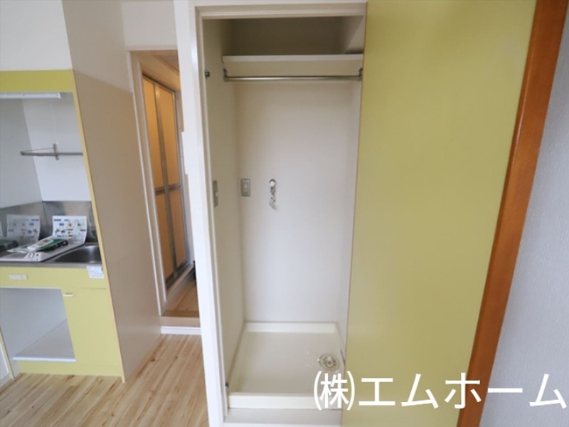 洗面設備　室内洗濯機置き場