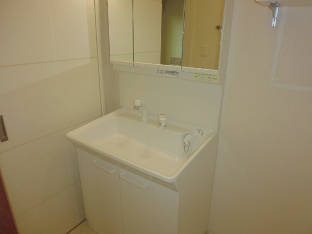 洗面設備　シャンプードレッサー