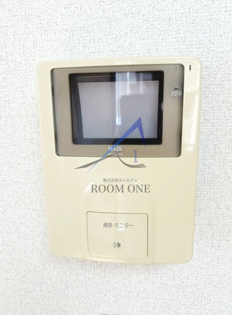 セキュリティ　モニター付きインターホンです。