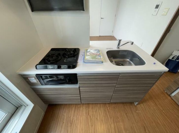 キッチン　★使いやすい二口コンロ、システムキッチン★