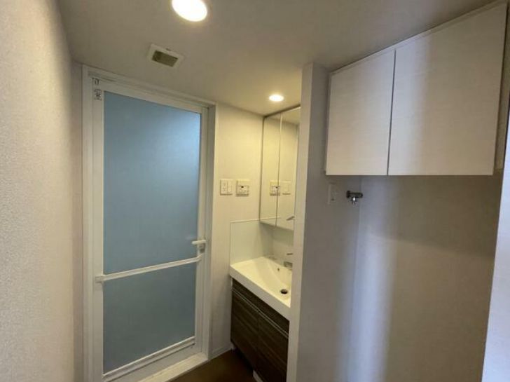 洗面設備　★収納付き、独立洗面台★