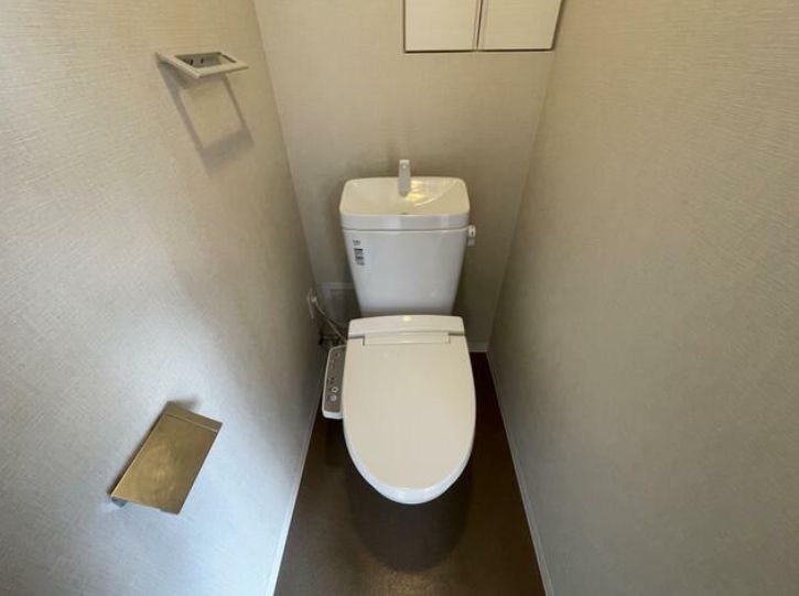 トイレ　★温水洗浄便座★