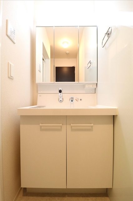 洗面設備　洗髪洗面化粧台