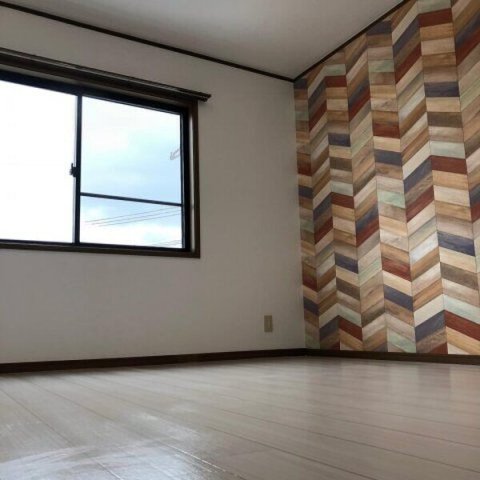 居室・リビング　別号室の画像です。ご参考下さい