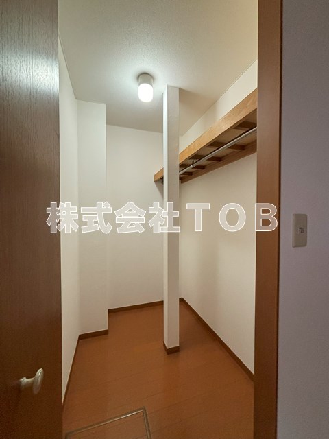 収納　ウォークインクローゼット
