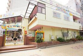 幼稚園・保育園　鶴満寺保育所（幼稚園・保育園）まで76m