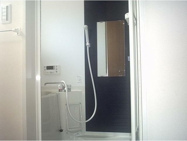 バス・シャワールーム　日々の疲れを癒すお風呂です♪