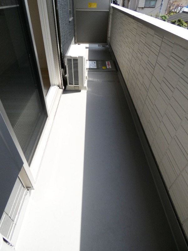 バルコニー　図面と現状に相違がある場合には現状を優先