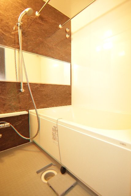 バス・シャワールーム　※別室の参考写真の為、現況優先です。