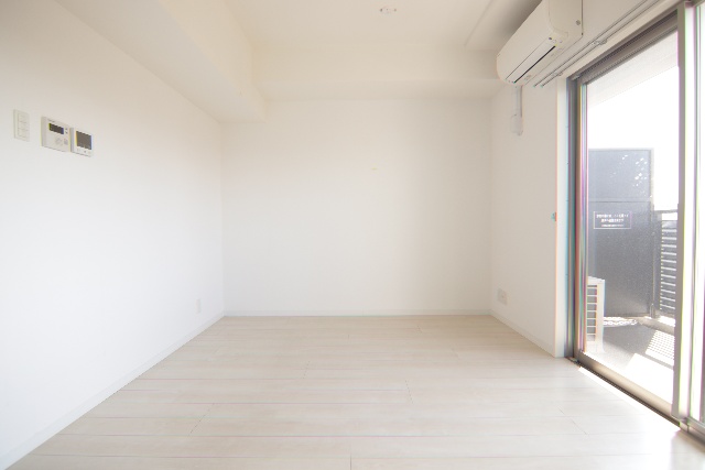 居室・リビング　※別室の参考写真の為、現況優先です。