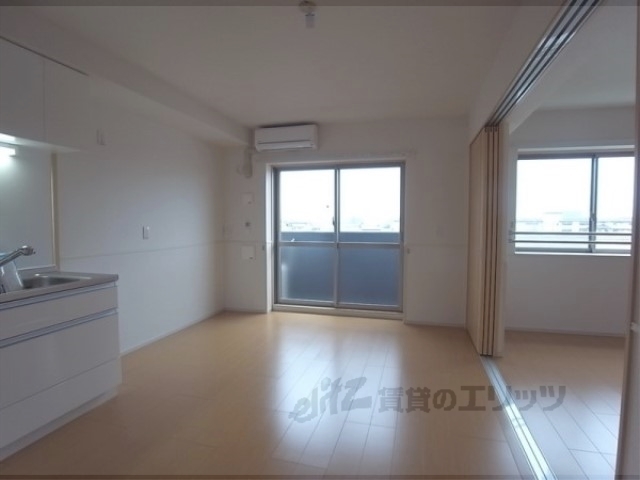 居室・リビング　リビング