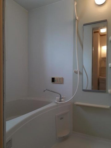 バス・シャワールーム　きれいなお風呂です