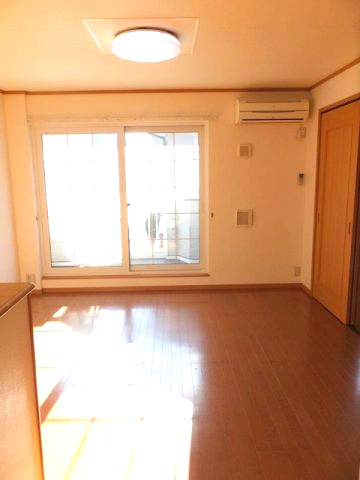 居室・リビング　使いやすいリビングです