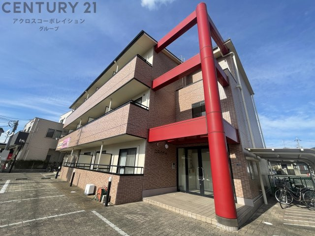 建物外観　オートロック完備で安心のセキュリティ♪