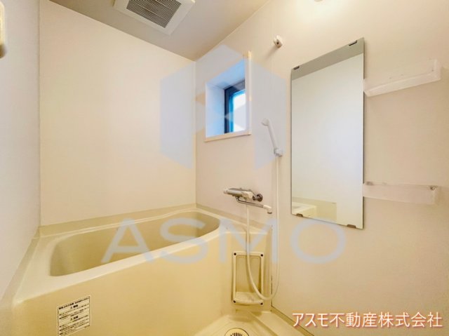 バス・シャワールーム　同マンション別部屋　参考写真