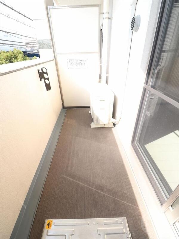 バルコニー　南向きのバルコニー