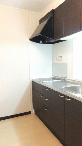 キッチン　2口の電気コンロ付き