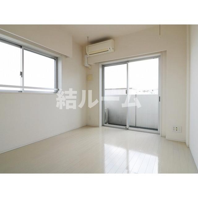 居室・リビング　別号室参考写真