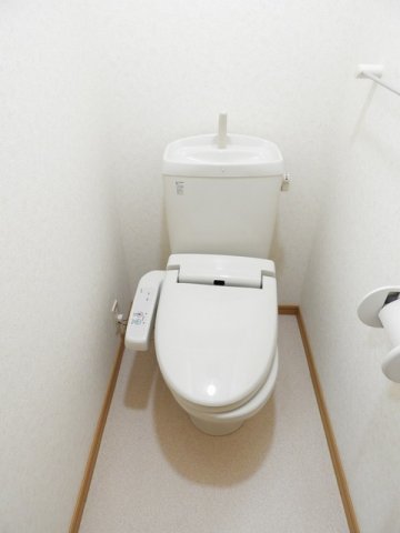 トイレ　落ち着いたトイレです