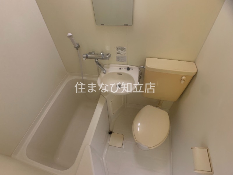 バス・シャワールーム　同型別部屋写真