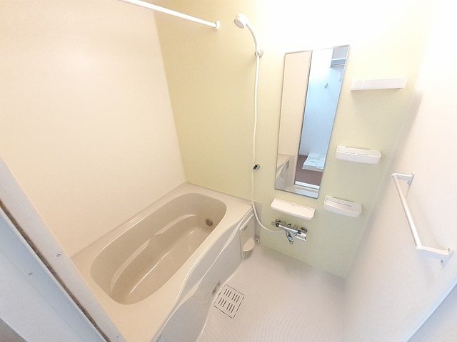 バス・シャワールーム　日々の暮らしに欠かせないお風呂です