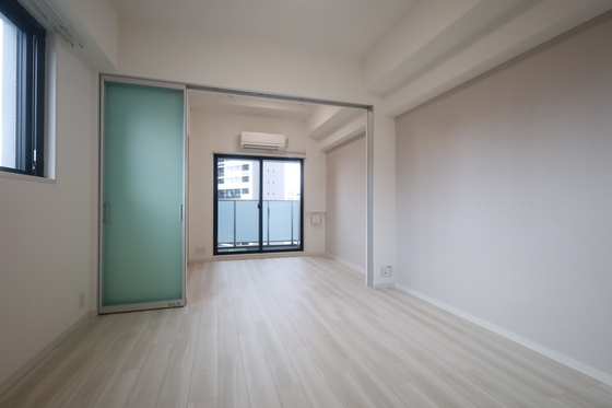 居室・リビング　※別部屋の写真です