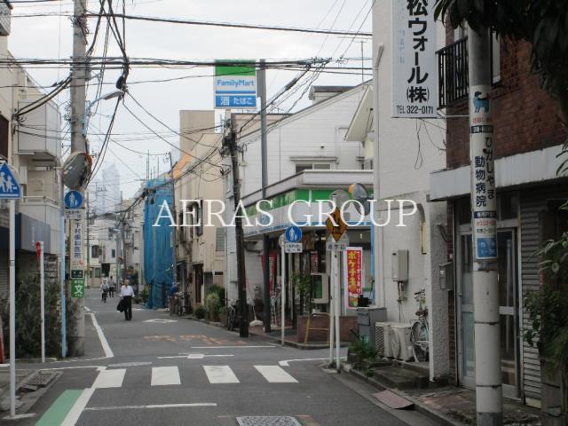 コンビニ　ファミリーマート方南一丁目店（コンビニ）まで402m