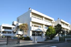 中学校　横浜市立東永谷中学校（中学校）まで521m