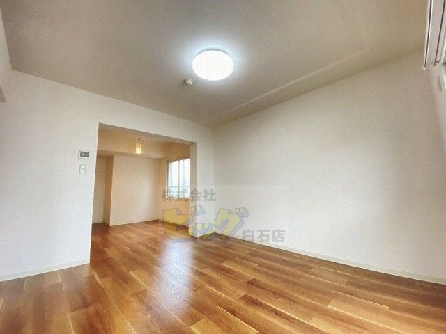 居室・リビング　ご家族での入居の方に人気のお部屋です♪