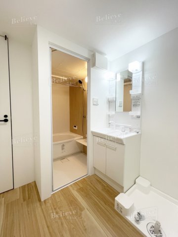 洗面設備　広い洗面スペースです★