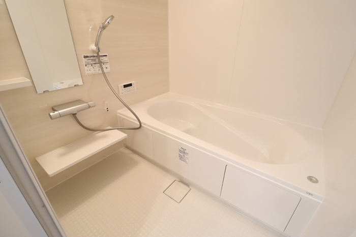 バス・シャワールーム　浴室乾燥機