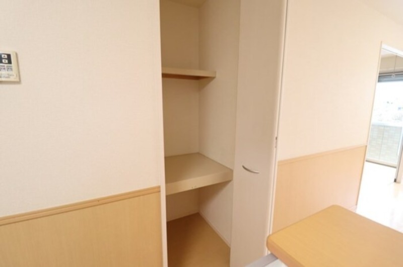 収納　図面と現状に相違がある場合には現状を優先