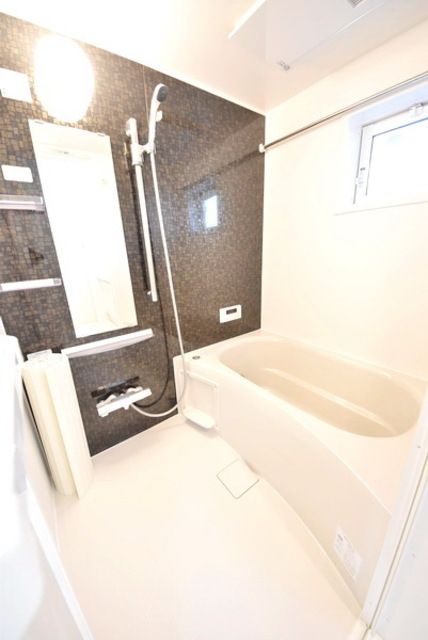 バス・シャワールーム　同施工メーカーによるイメージ