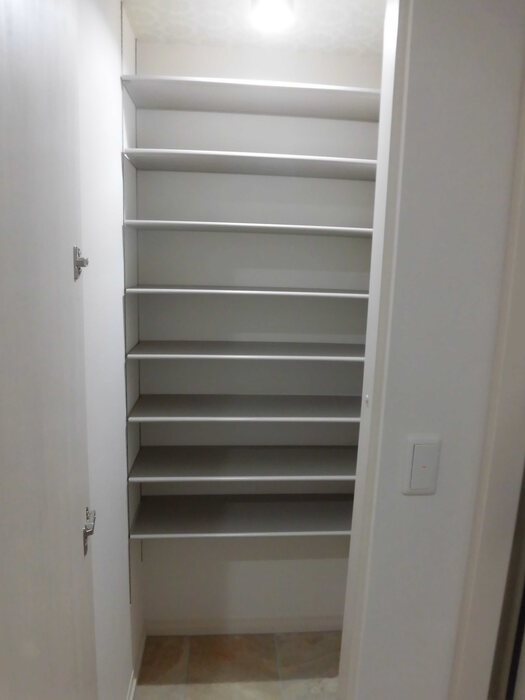 玄関　シューズボックス完備です。