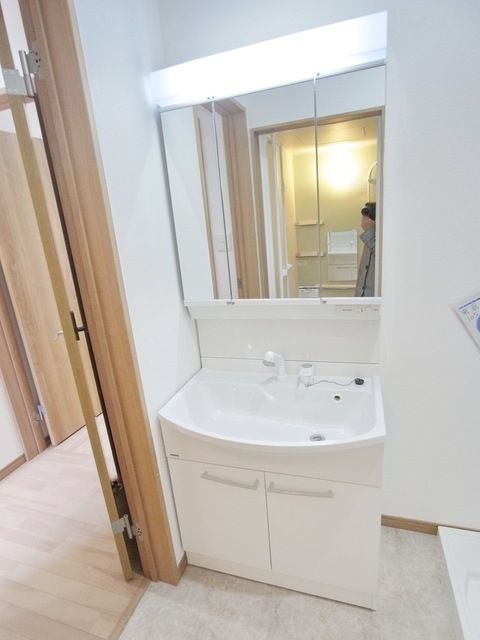 洗面設備　便利な独立洗面台☆
