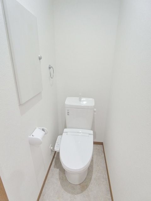 トイレ　☆ウォシュレット付
