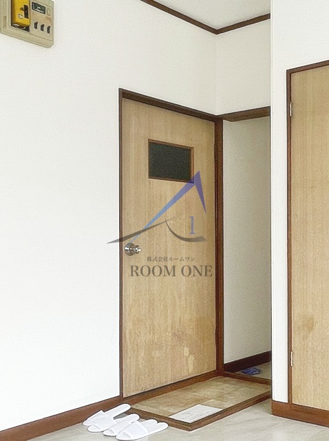 玄関　玄関です。